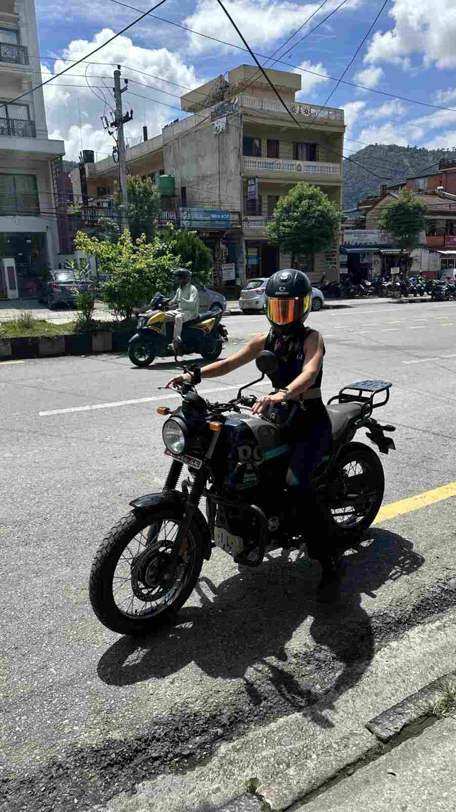 202609270810 Lady Rider Test Riding Scram 411